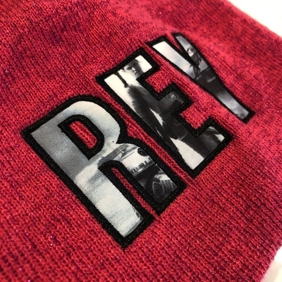 Star WARS Movie REY Cranberry Pink Black Pompom Knit Stretchy Hat Winter Toque - Picture 2 of 9